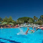 Tropikal Szálloda Durrës