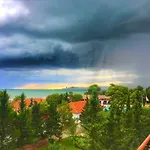 Hotel Tropikal