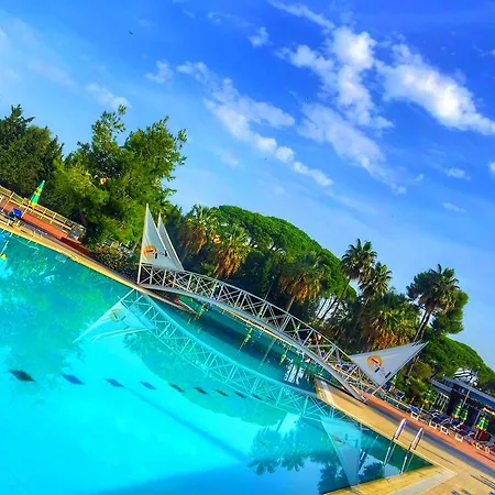 Tropikal Hotel