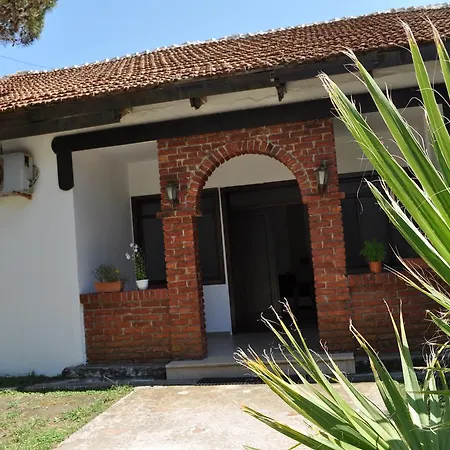 Tropikal Szálloda Durrës