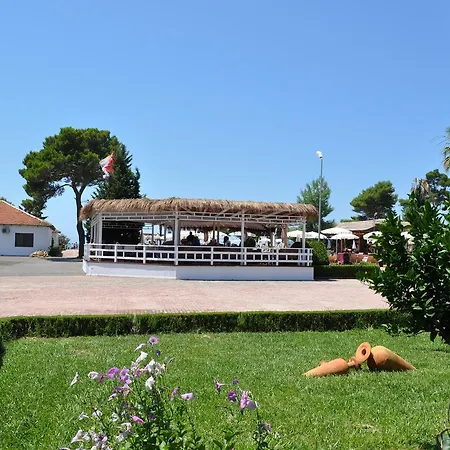 Tropikal Hotel