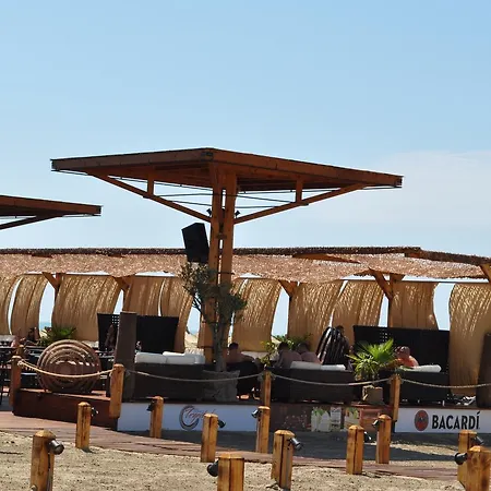 Tropikal Durres