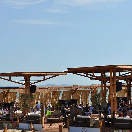 Hotel Tropikal 3*