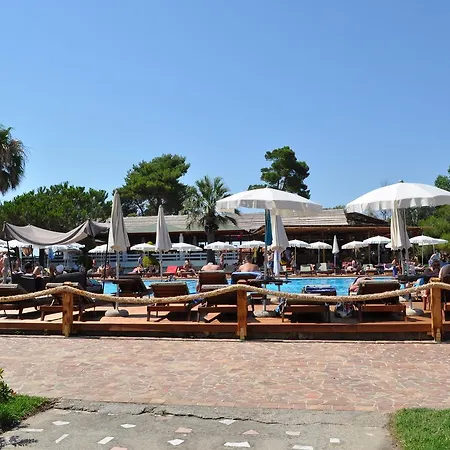 Tropikal Hotel