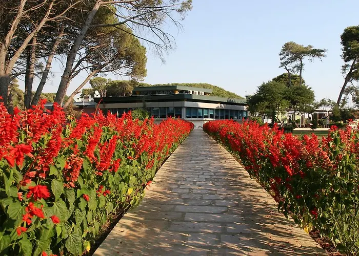 Hotel Tropikal Durrës