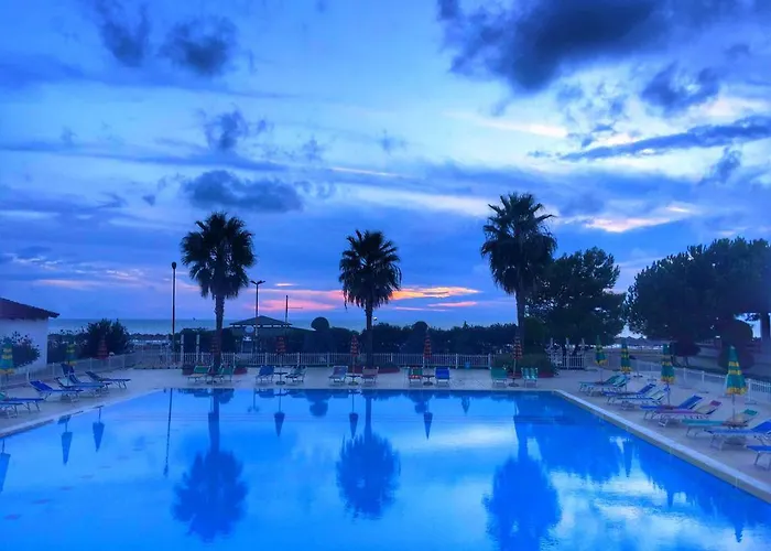 Hotel Tropikal Durrës