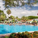 Отель Tropikal 3*